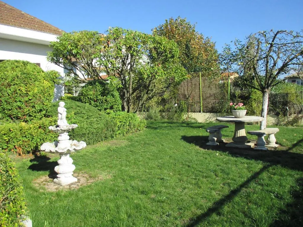 Les Roses De Rita Διαμέρισμα Boisset-lès-Montrond Δωμάτια σε οικογενειακή κατοικία